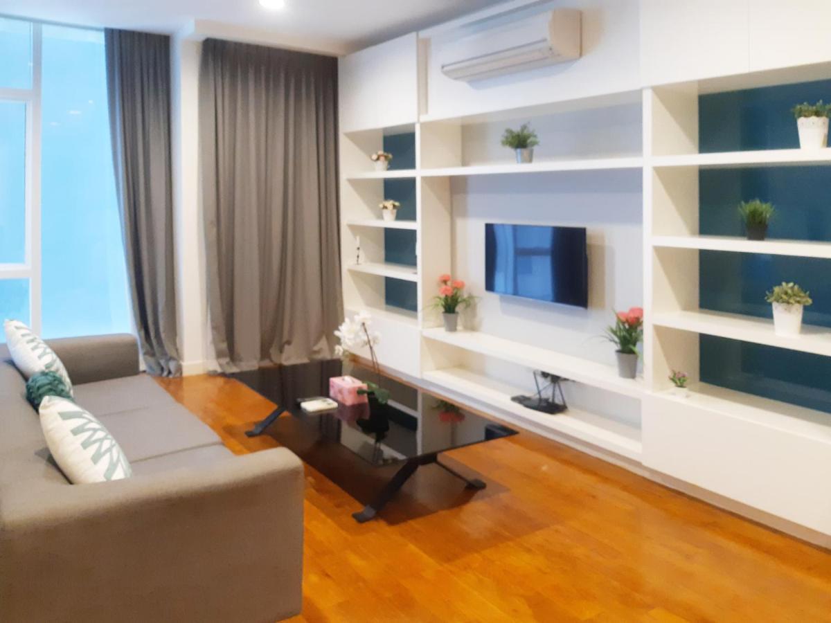 Serviced Suites At Platinum Klcc Kuala Lumpur Luaran gambar