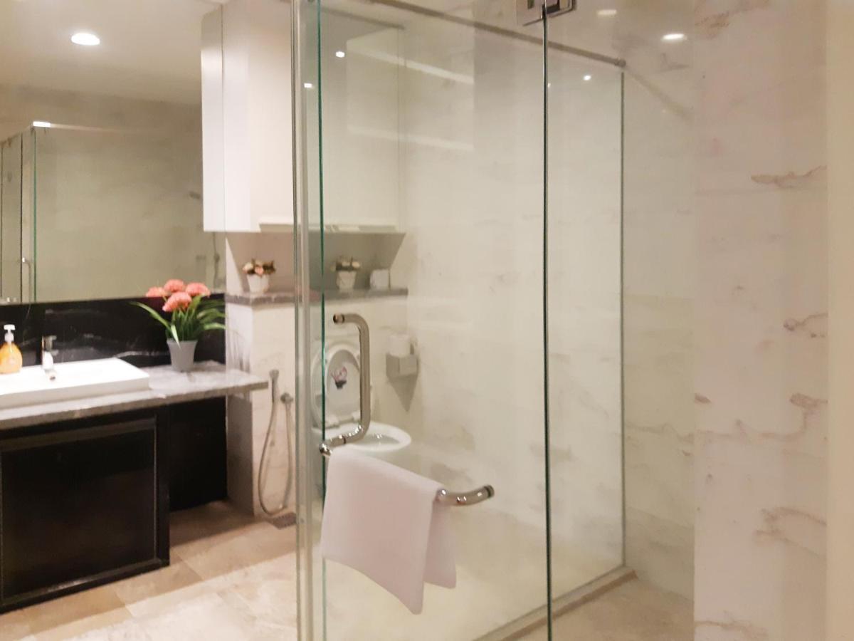 Serviced Suites At Platinum Klcc Kuala Lumpur Luaran gambar