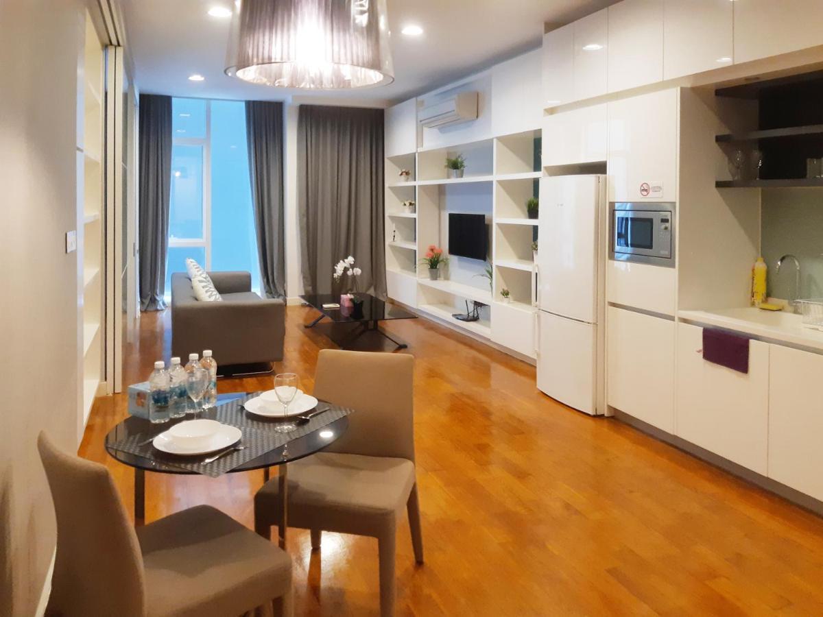 Serviced Suites At Platinum Klcc Kuala Lumpur Luaran gambar