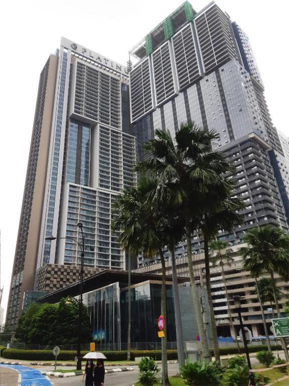 Serviced Suites At Platinum Klcc Kuala Lumpur Luaran gambar